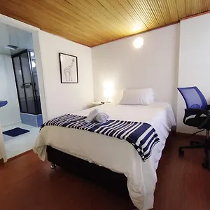4 Independiente Con Bano Privado Unicentro Habitación en casa particular Bogotá